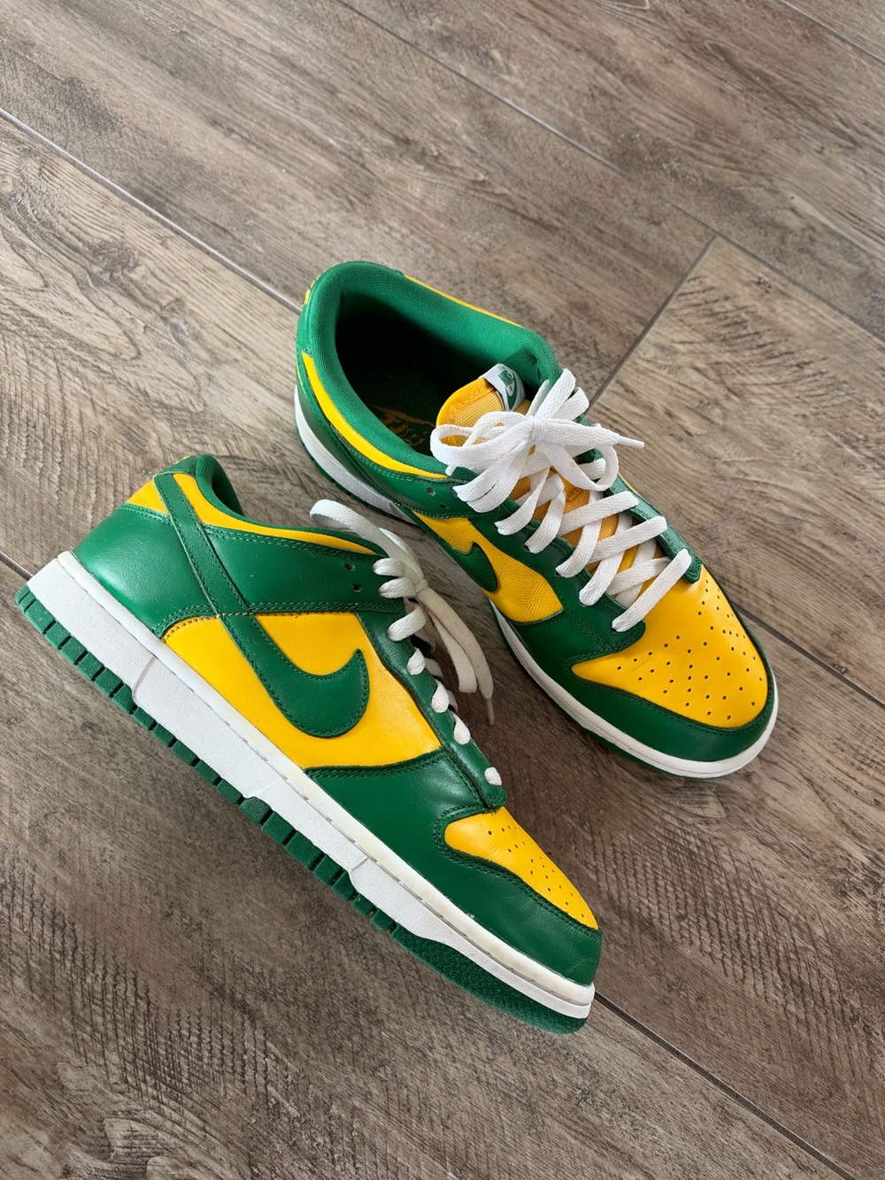 Nike Men’s Low-Top Sneakers - Green & Yellow